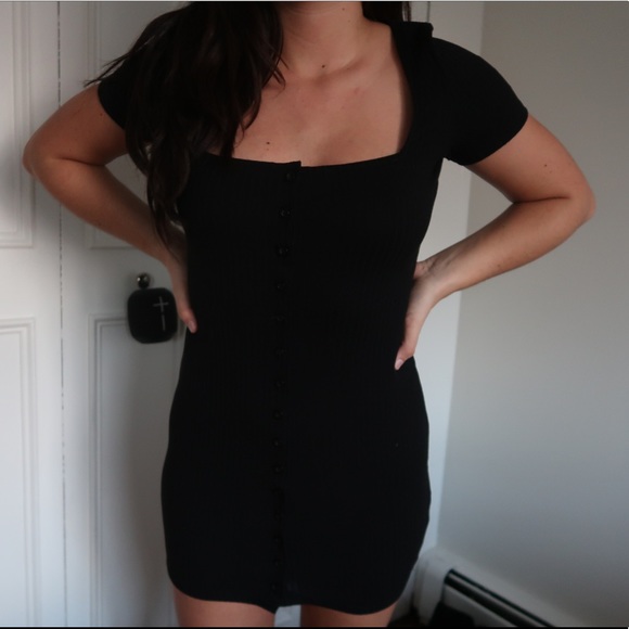 MINKPINK Dresses & Skirts - Minkpink black ribbed short sleeve dress